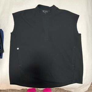 Figs Black Scrub Top